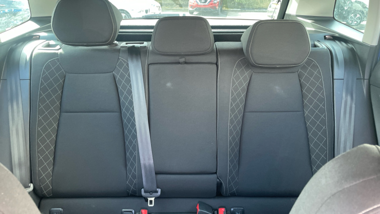 Skoda Karoq 1.0 TSI SE Technology 5dr Petrol Estate